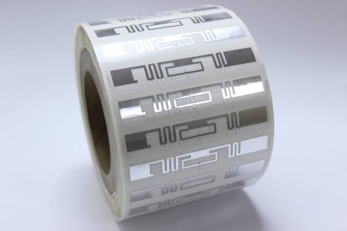 Dispositivo RFID Lector fijo Global 865 - 928 Mhz, 4 puertos, EPC GEN2, RS232, RS485, USB, RJ45, RELAY